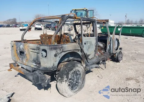 2013 Jeep Wrangler Unlimited Sport from USA, damaged, VIN 1C4BJWDG5DL591947